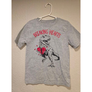 Kids Valentine's Day Dinosaur Heart Shirt
 Size S (6/7)